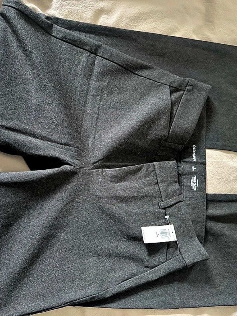 Old Navy High-Rise Pixie Ankle Pants Pixie Ankle Pants in grey Size 6 P NWT